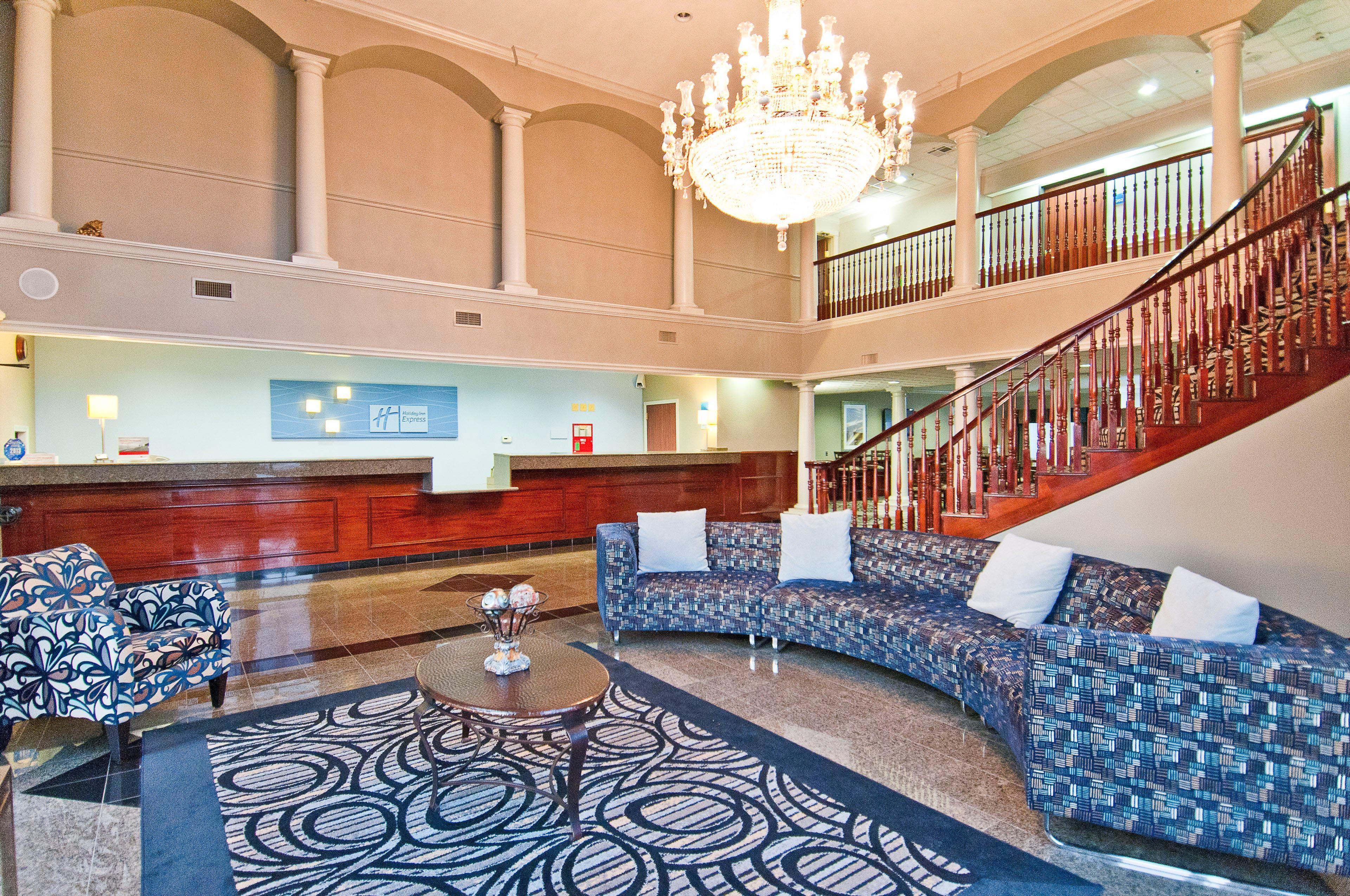 Holiday Inn Express Hotel And Suites Lake Charles By Ihg Екстериор снимка